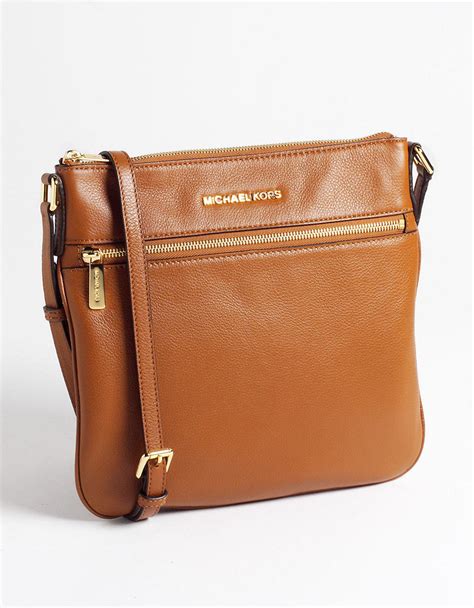 michael michael kors bedford leather cross body bag